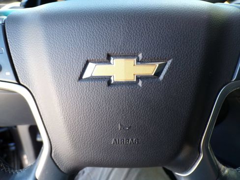 Used 2017 Chevrolet Tahoe Premier AWD/4WD image 32