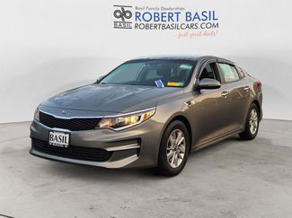 Used 2018 Kia Optima LX image 1