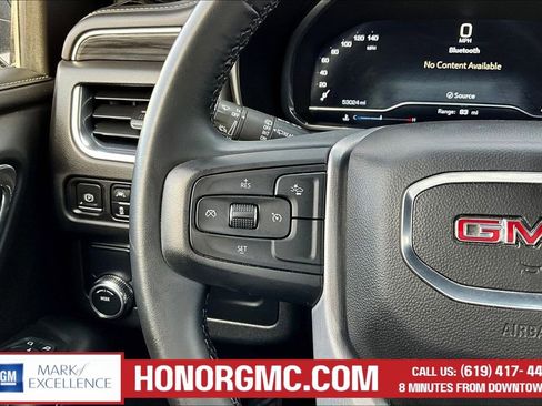 Used 2023 GMC Yukon SLT image 11