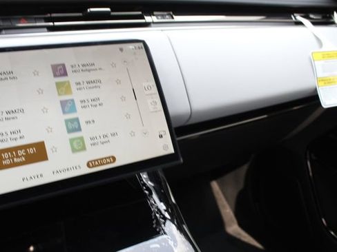 New 2025 Land Rover Range Rover Sport Dynamic SE image 12