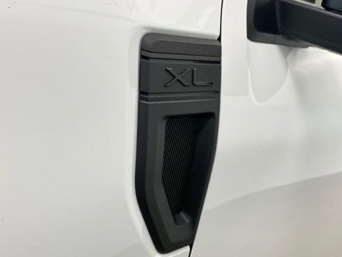 New 2025 Ford Maverick XL w/ Equipment Group 101A image 37