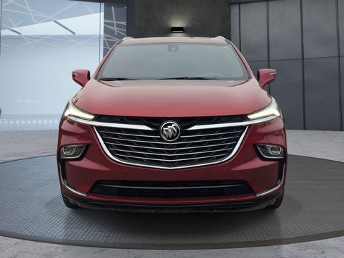 Used 2023 Buick Enclave Premium w/ Experience Buick Package image 9