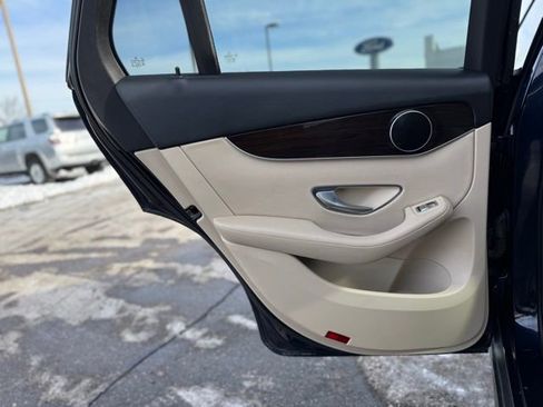 Used 2016 Mercedes-Benz GLC 300 4MATIC image 14