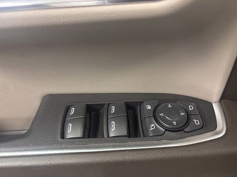 Used 2023 GMC Sierra 1500 SLT image 25