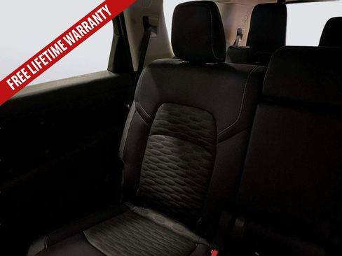 Used 2025 Nissan Pathfinder SV FWD image 24