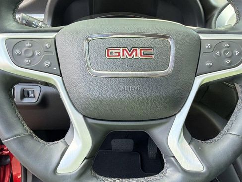 Certified 2023 GMC Acadia SLT w/ Elevation Edition image 17