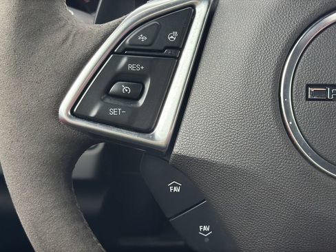 Used 2021 Chevrolet Camaro SS RWD image 18