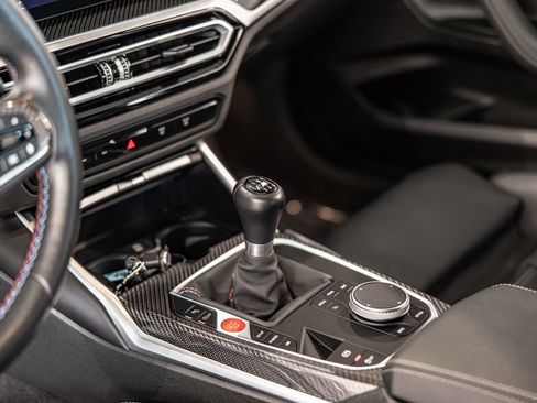 Used 2023 BMW M2 w/ Lighting Package RWD image 22