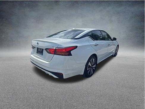 Used 2020 Nissan Altima 2.5 SL FWD image 5