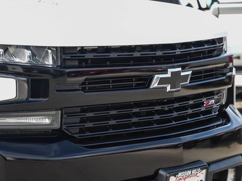 Used 2021 Chevrolet Silverado 1500 LT Trail Boss w/ Bed Protection Package image 12