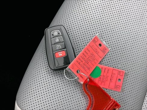 Used 2024 Toyota RAV4 Limited w/ Weather Package AWD/4WD image 15