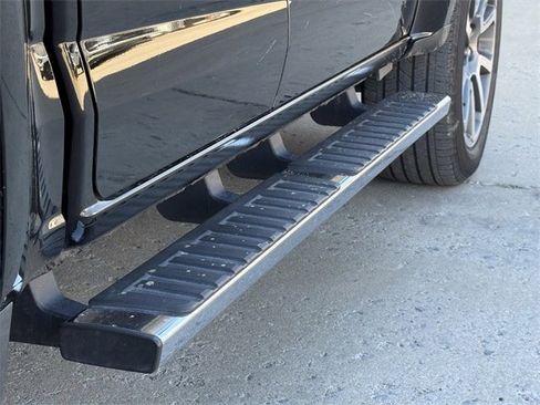 Used 2020 GMC Canyon Denali image 8