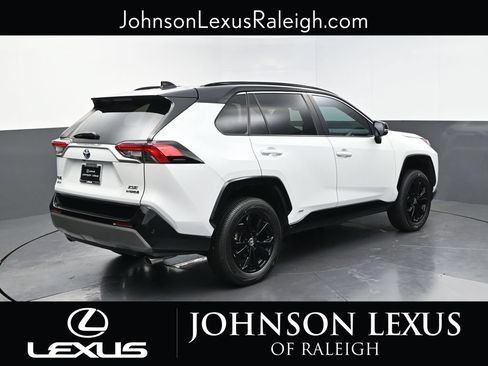 Used 2023 Toyota RAV4 XSE w/ XSE Grade Weather Package AWD/4WD image 9
