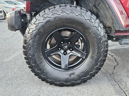 Used 2021 Jeep Wrangler Unlimited Rubicon image 13