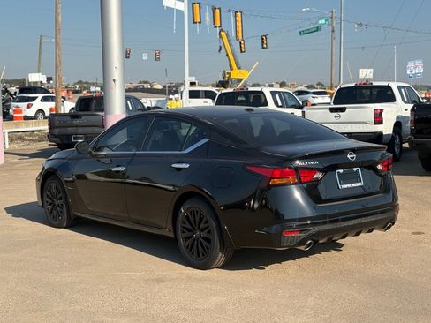 New 2025 Nissan Altima 2.5 SV w/ SV Special Edition Package image 6