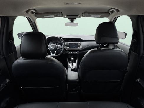 Used 2020 Nissan Kicks SR w/ SR Premium Package image 32