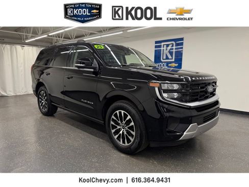 Used 2025 Ford Expedition Platinum AWD/4WD image 1