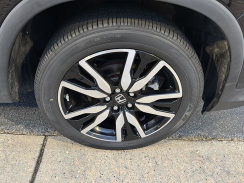 Used 2022 Honda Pilot Touring image 35