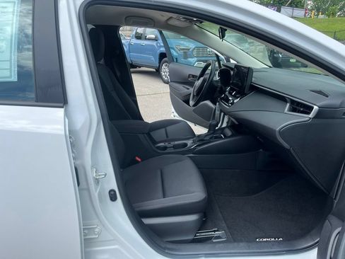 Used 2023 Toyota Corolla LE w/ Carpet Mat Package (TMS) FWD image 12