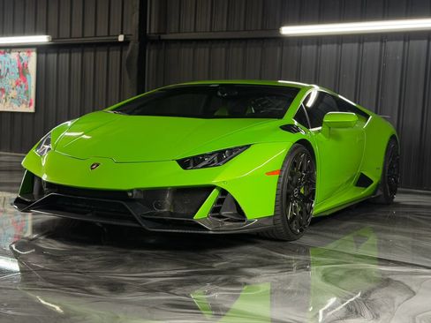 Used 2015 Lamborghini Huracan LP 610-4 AWD/4WD image 6