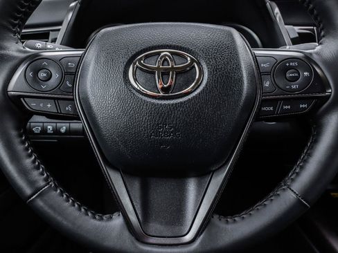 Used 2023 Toyota Camry SE FWD image 15