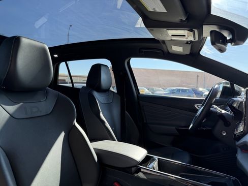 Used 2023 Volkswagen ID.4 Pro S image 42