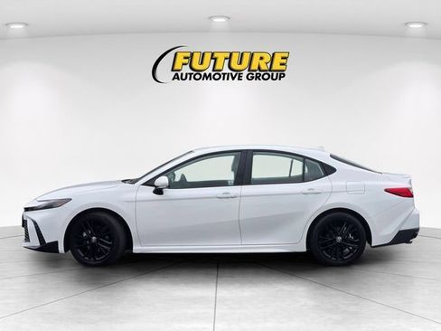 Certified 2025 Toyota Camry SE w/ Multimedia Upgrade Package FWD image 9