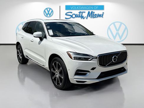 Used 2019 Volvo XC60 T8 Inscription w/ Advanced Package image 1