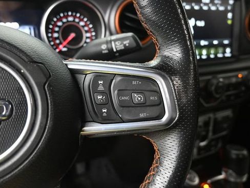Used 2021 Jeep Gladiator Mojave AWD/4WD image 19