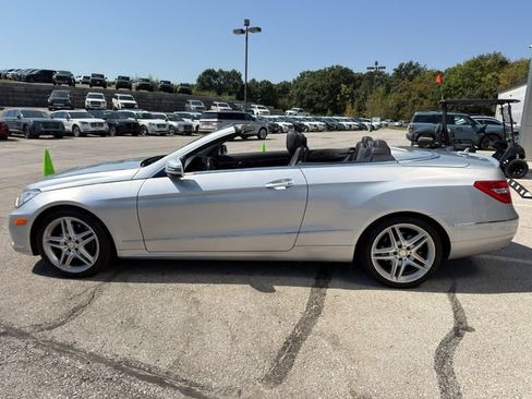 Used 2012 Mercedes-Benz E 350 Cabriolet image 4