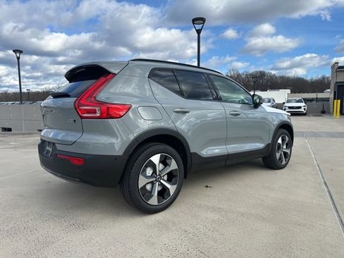 New 2026 Volvo XC40 B5 Plus w/ Protection Package Premier image 7