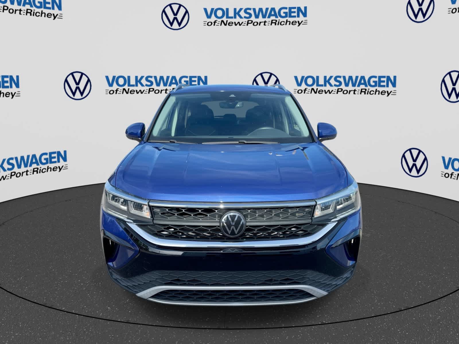 Used 2024 Volkswagen Taos SE FWD image 17