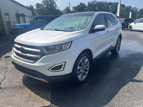 Used 2017 Ford Edge Titanium w/ Equipment Group 301A AWD/4WD image 7