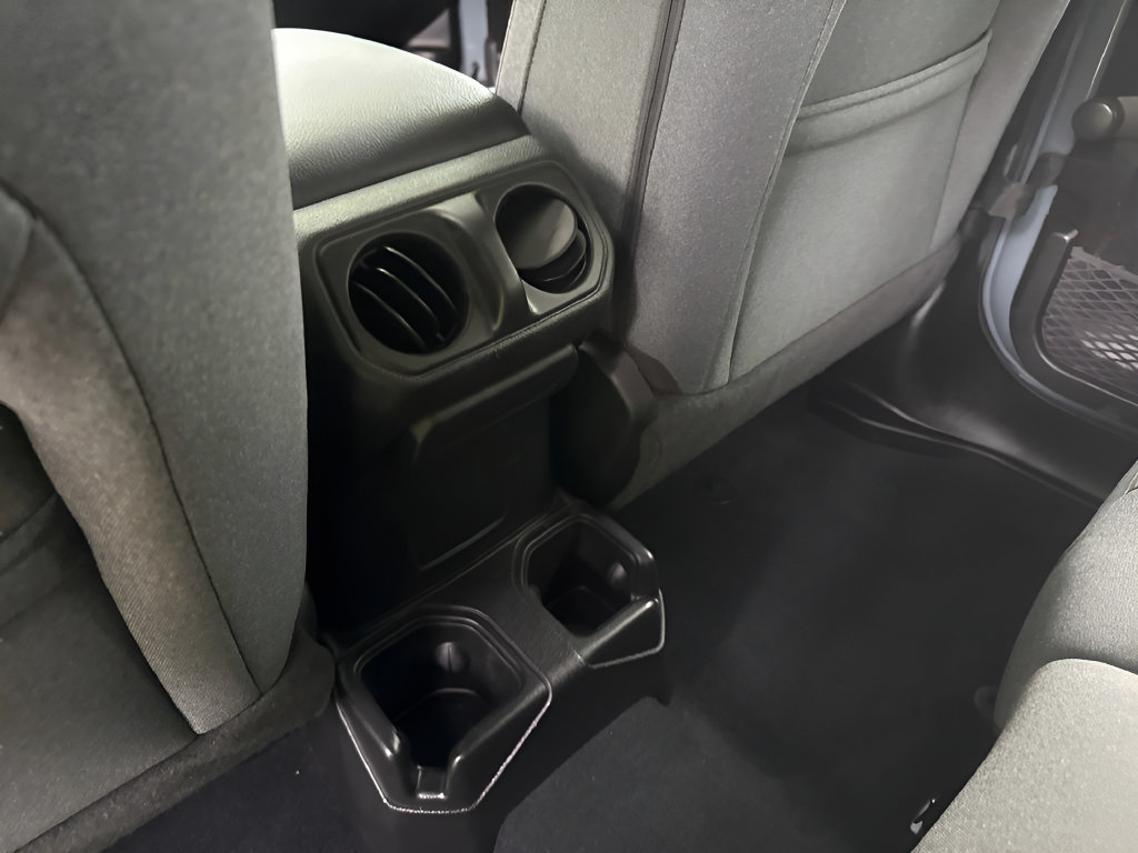 Used 2024 Jeep Wrangler Unlimited Sport AWD/4WD image 34