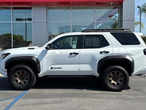 Certified 2025 Toyota 4Runner Trailhunter image 9