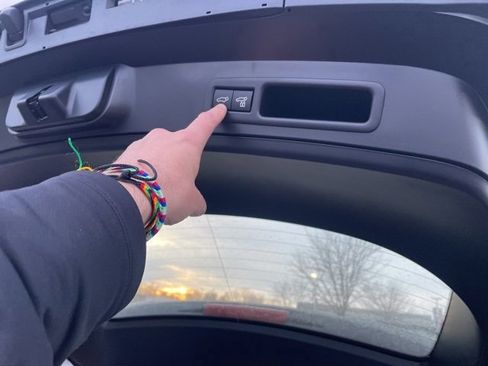 New 2025 Lexus UX 300h AWD image 17