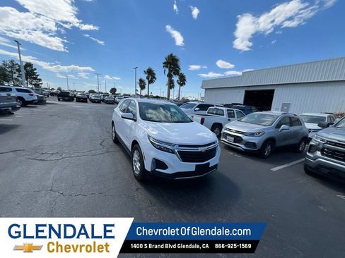 Certified 2024 Chevrolet Equinox LT FWD image 3