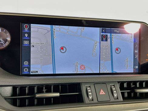 Used 2019 Lexus ES 300h Ultra Luxury FWD image 22