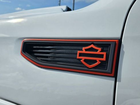 Used 2022 GMC Sierra 1500 SLT w/ SLT Premium Plus Package image 16