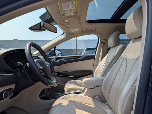 Used 2019 Lincoln MKC Reserve w/ MKC Climate Package AWD/4WD image 8
