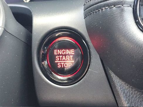 Used 2025 Honda HR-V LX image 22