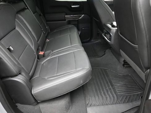 Used 2020 Chevrolet Silverado 1500 LTZ w/ LTZ Premium Package AWD/4WD image 8