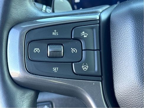 Used 2024 Chevrolet Silverado 1500 High Country image 15