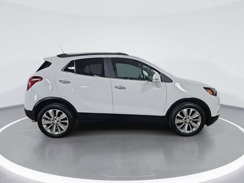 Used 2017 Buick Encore Preferred FWD image 2
