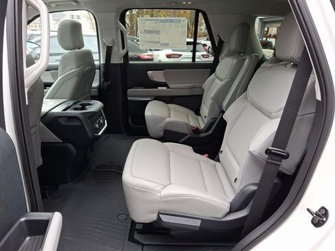 New 2025 Ford Expedition Active AWD/4WD image 7