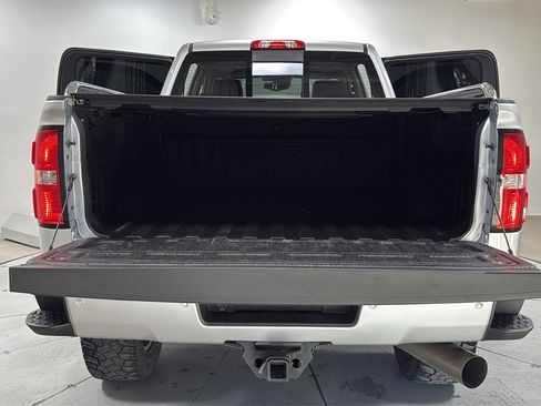 Used 2018 GMC Sierra 2500 Denali w/ Duramax Plus Package image 16