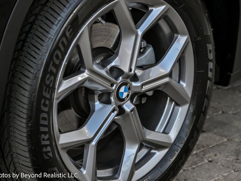 Used 2024 BMW X4 xDrive30i image 13