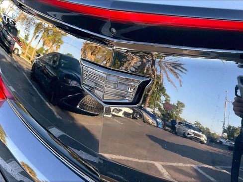Used 2019 Cadillac XTS Luxury image 8
