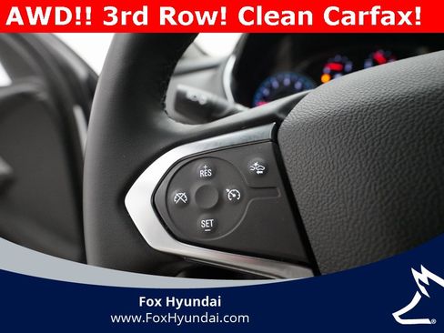 Used 2023 Chevrolet Traverse LT image 19