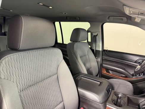 Used 2019 GMC Yukon XL SLE w/ SLE Value Package AWD/4WD image 24